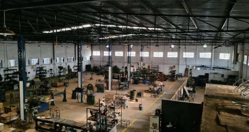 Galpão à venda, 3200 m² por R$ 5.000.000,00 - Jardim Jóquei Clube - Ribeirão Preto/SP