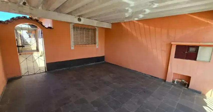 Casa com 2 dormitórios +cômodo nos fundos à Venda por R$ 449.000,00 ou locação por R$ 1800,00/mês na Vila Urupês, Suzano-SP. - CA0091