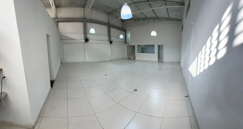 Imóvel Comercial p/ Empresa ou E-commerce | Salão 120 m² c/ 2 Salas