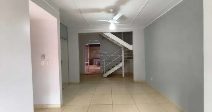 Casa sobrado de 140m² com 03 quartos para venda - Parque dos Lagos