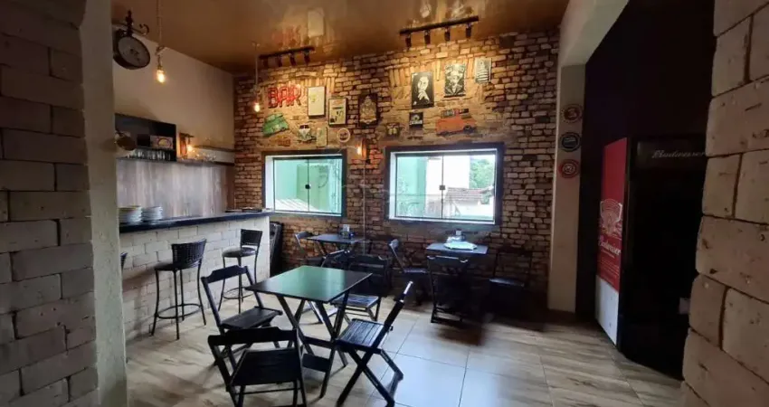 Loja comercial de 226m² com 03 banheiros para locação - Centro