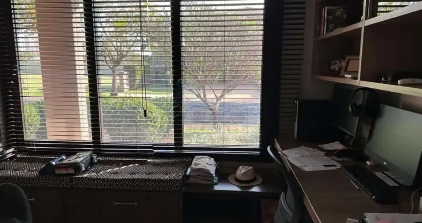 Casa térrea de 372m² com 04 suítes para locação e venda em condomínio - Guaporé