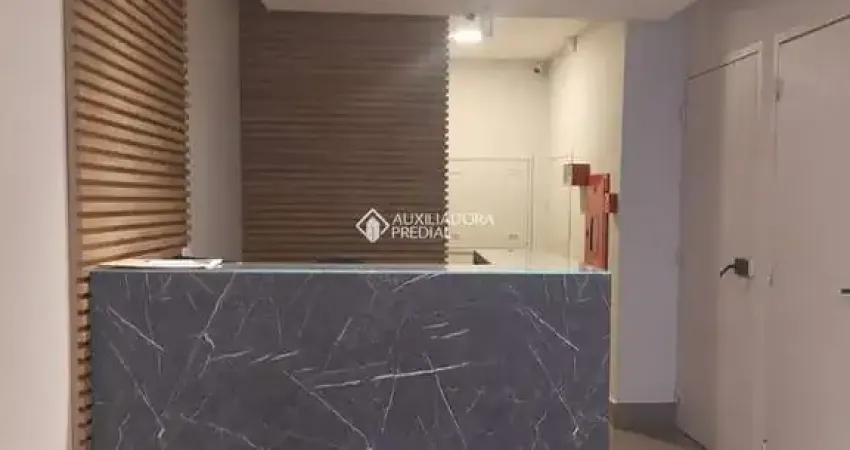 Sala comercial à venda na Avenida Cristóvão Colombo, 2427, Floresta, Porto Alegre