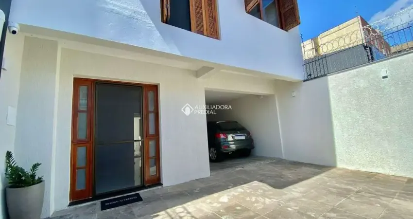 Casa em condomínio fechado com 5 quartos à venda na Rua Dezessete de Junho, 406, Menino Deus, Porto Alegre