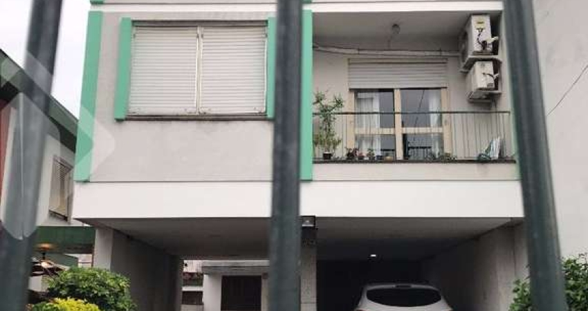 Prédio à venda na Rua Bernardo Pires, 99, Santana, Porto Alegre
