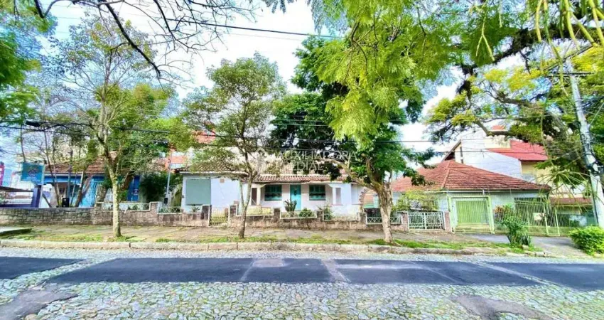 Casa em condomínio fechado com 3 quartos à venda na Rua General Souza Doca, 202, Petrópolis, Porto Alegre
