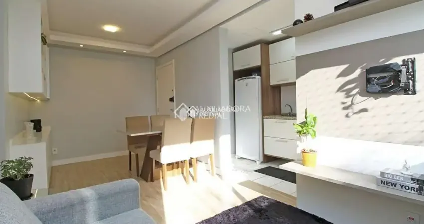 Apartamento com 3 quartos à venda na Avenida da Cavalhada, 6684, Cavalhada, Porto Alegre
