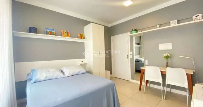 Loft com 1 quarto à venda na Rua General Câmara, 413, Centro Histórico, Porto Alegre