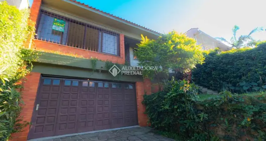 Casa em condomínio fechado com 3 quartos à venda na Rua Felipe Becker, 419, Três Figueiras, Porto Alegre