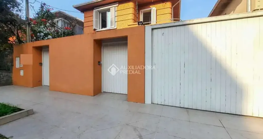 Casa em condomínio fechado com 5 quartos à venda na Rua Professor Juvenal Miler, 91, Rio Branco, Porto Alegre