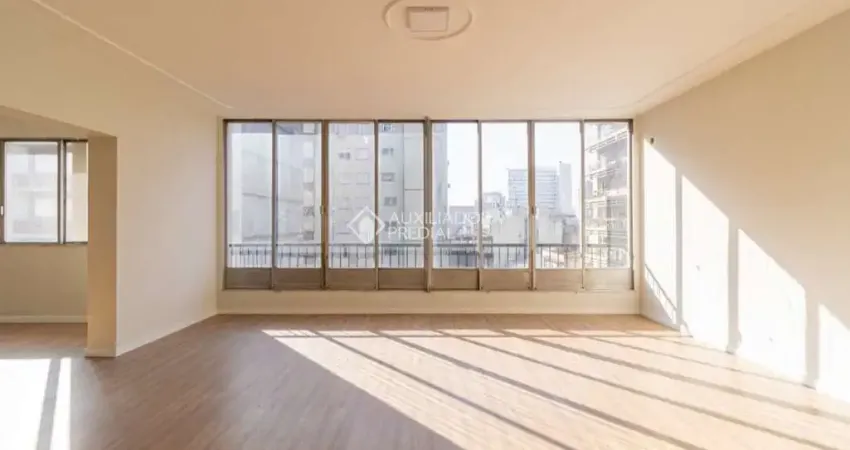 Apartamento com 3 quartos à venda na Rua Duque de Caxias, 1405, Centro Histórico, Porto Alegre