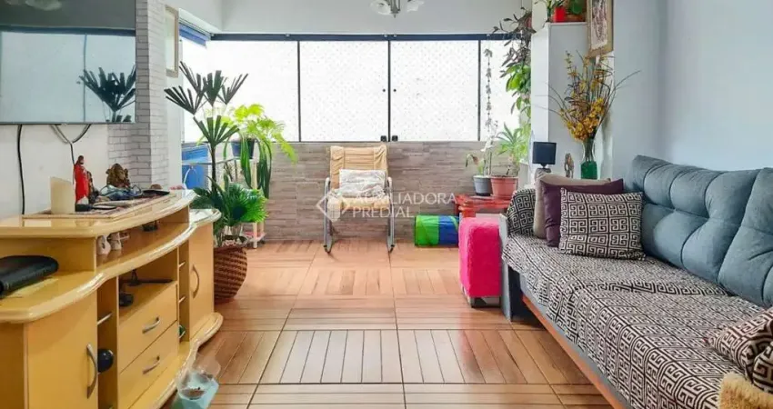 Apartamento com 2 quartos à venda na Rua Delfino Riet, 520, Santo Antônio, Porto Alegre