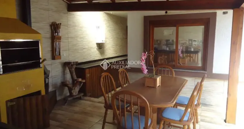 Casa em condomínio fechado com 3 quartos à venda na Avenida Frederico Augusto Ritter, 3601, Central Parque, Cachoeirinha