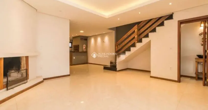 Casa com 3 quartos à venda na Rua Dom Jaime de Barros Câmara, 705, Sarandi, Porto Alegre