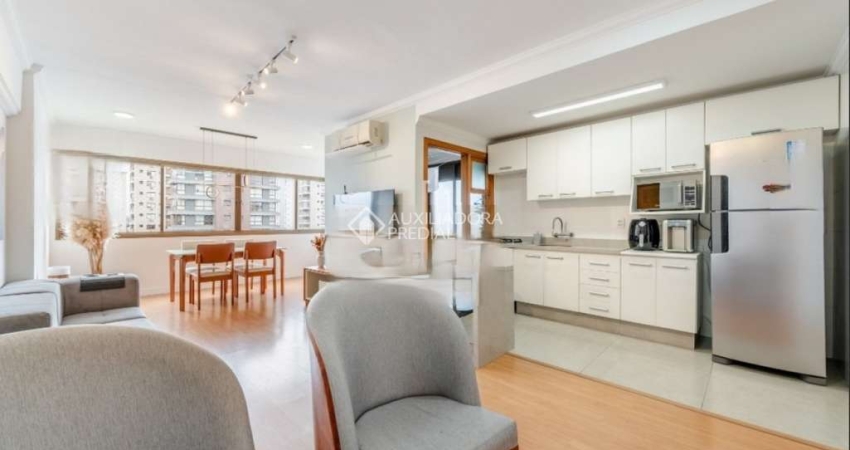 Apartamento com 2 quartos à venda na Rua José Scutari, 54, Passo da Areia, Porto Alegre