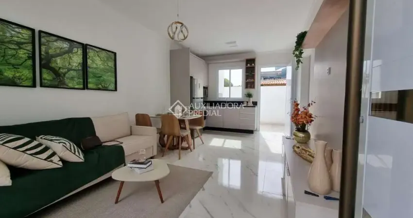 Casa com 2 quartos à venda na Rua Pelotas, 48, Centro, Imbé