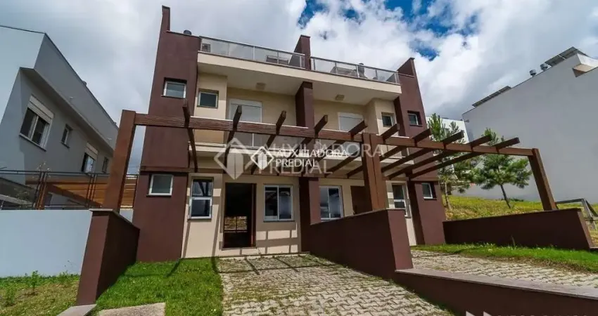 Casa com 3 quartos para alugar na Rua Senador Mondin, 34, Hípica, Porto Alegre