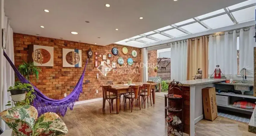 Casa em condomínio fechado com 3 quartos à venda na Rua Chácara das Nascentes, 196, Lomba do Pinheiro, Porto Alegre