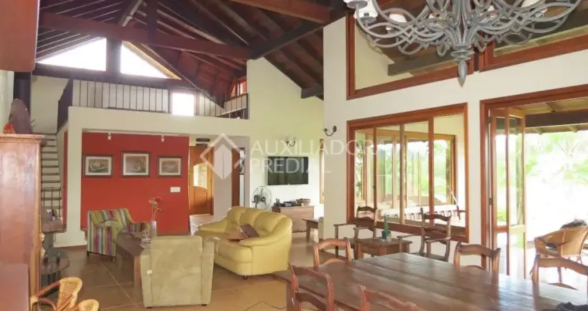 Casa em condomínio fechado com 5 quartos à venda na Avenida Belém Velho, 4138, Vila Nova, Porto Alegre