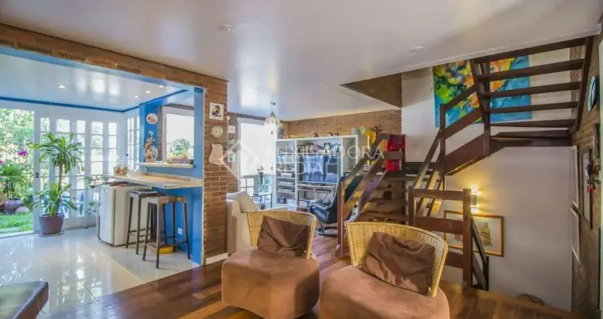 Casa em condomínio fechado com 3 quartos à venda na Rua Germano Gundlach, 127, Chácara das Pedras, Porto Alegre