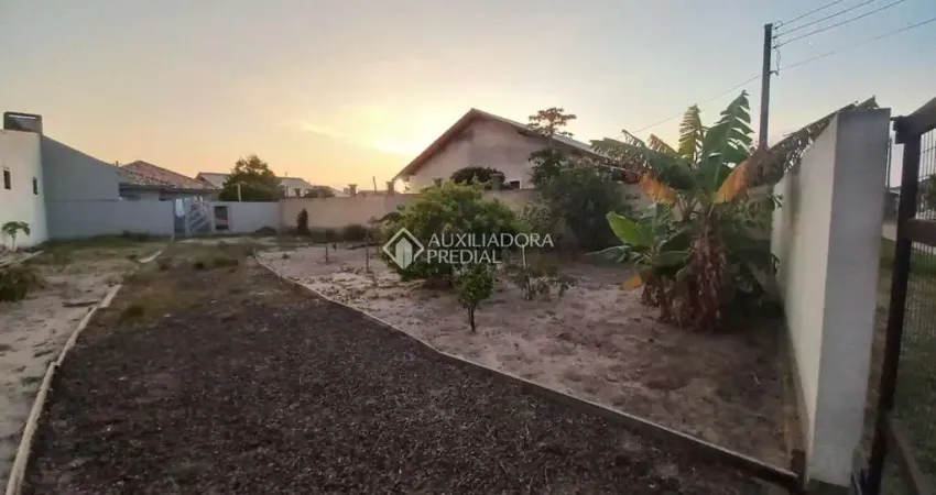Terreno à venda na Brasil, 373, Santa Terezinha (Distrito), Imbé
