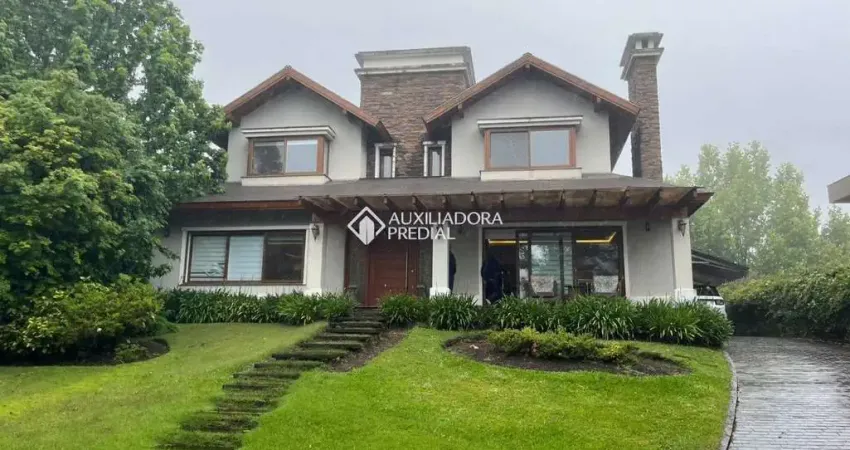 Casa em condomínio fechado com 4 quartos à venda na Dos Hibiscos, 352, Bavaria, Gramado