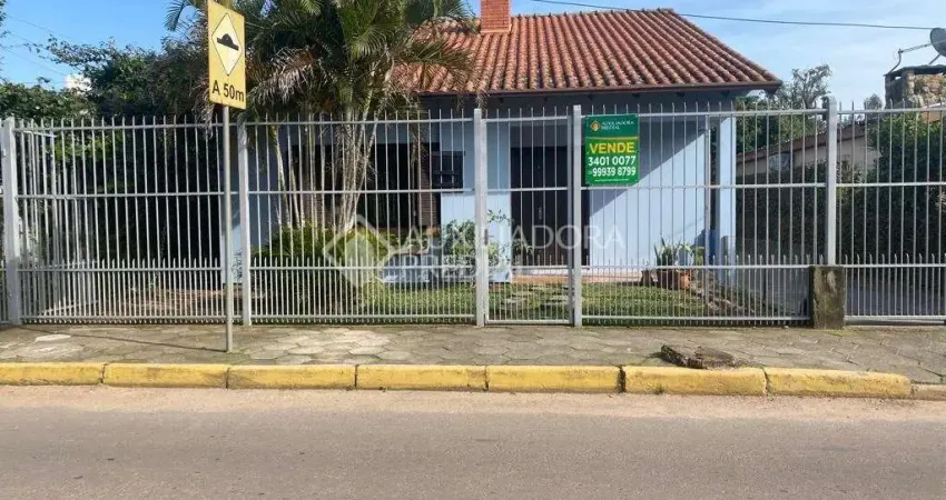 Casa com 3 quartos à venda na MARCOS DE ANDRADE, CORONEL, 115, Centro, Guaíba