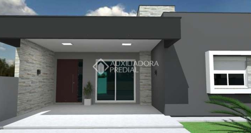 Casa com 3 quartos à venda na Avenida Nestor de Moura Jardim, 500, Parque 35, Guaíba