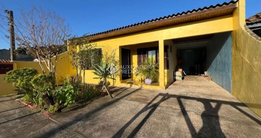 Casa com 3 quartos à venda na Maneca Paiva, 204, Coronel Nassuca, Guaíba