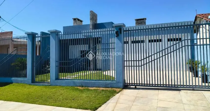Casa com 3 quartos à venda na Rua Santa Fé, 57, Jardim dos Lagos, Guaíba