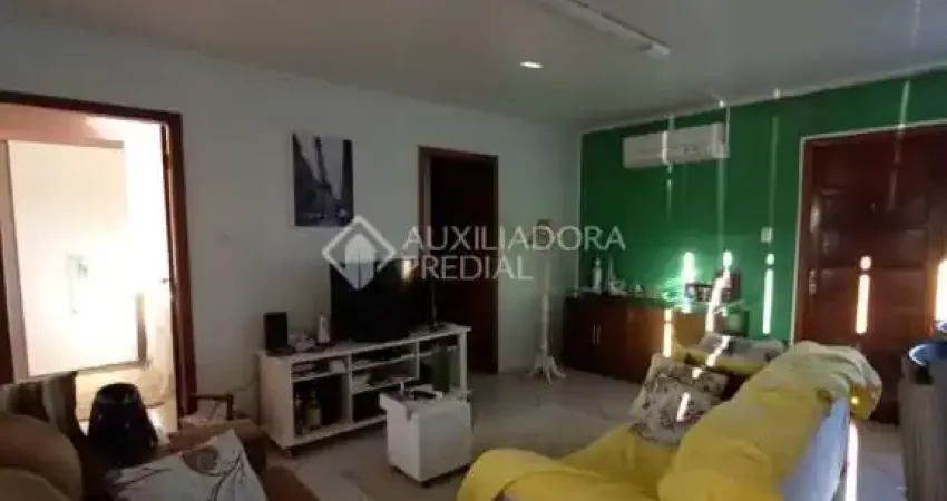 Casa com 2 quartos à venda na Avenida Ponche Verde, 305, Jardim dos Lagos, Guaíba