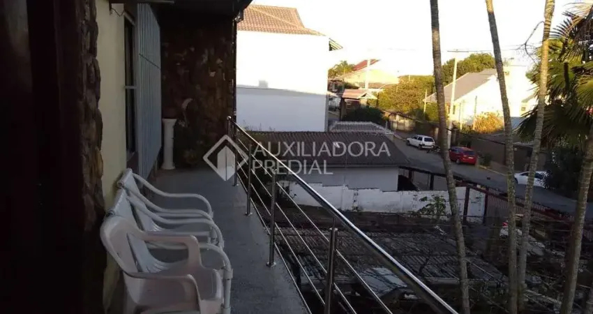 Casa em condomínio fechado com 5 quartos à venda na Rua Argentina, 258, São José, Canoas