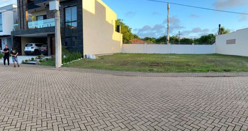 Terreno em condomínio fechado à venda na Rua Dom João Becker, 1910, Fátima, Canoas
