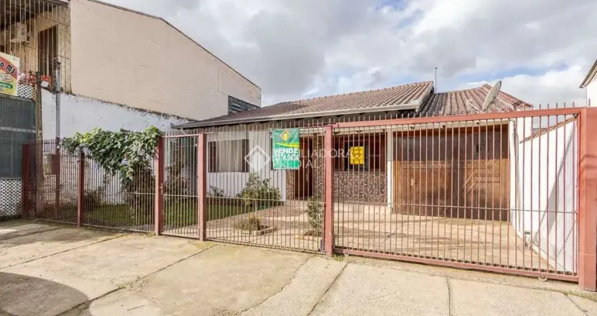 Casa com 3 quartos à venda na da Associação, 393, Harmonia, Canoas