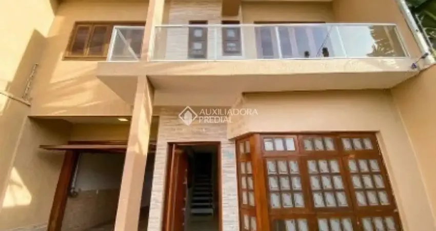 Casa com 4 quartos à venda na Rua Flórida, 560, Mato Grande, Canoas
