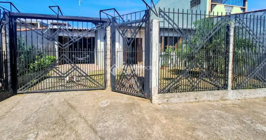 Casa com 2 quartos à venda na Quadra D Cinco, 9, Guajuviras, Canoas