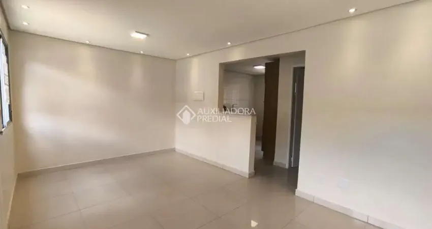 Casa com 2 quartos à venda na dos Guamirins, 303, Igara, Canoas