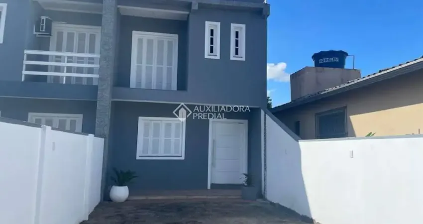 Casa com 2 quartos à venda na Rua Boa Vista, 1311, Rio Branco, Canoas