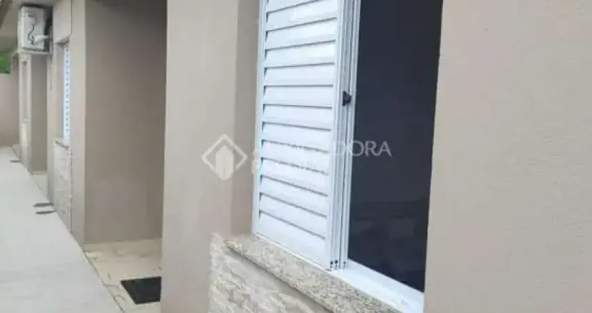 Casa em condomínio fechado com 2 quartos à venda na Avenida Doutor Sezefredo Azambuja Vieira, 5995, Olaria, Canoas