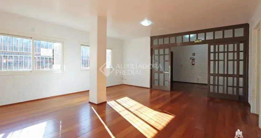 Casa com 3 quartos à venda na Rua Professor Cristiano Fischer, 172, Jardim do Salso, Porto Alegre