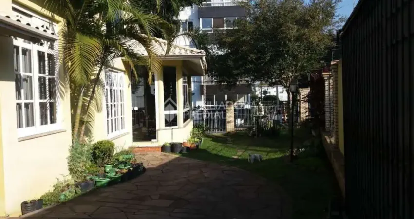 Casa com 3 quartos à venda na Rua Mem de Sá, 127, Nossa Senhora das Graças, Canoas