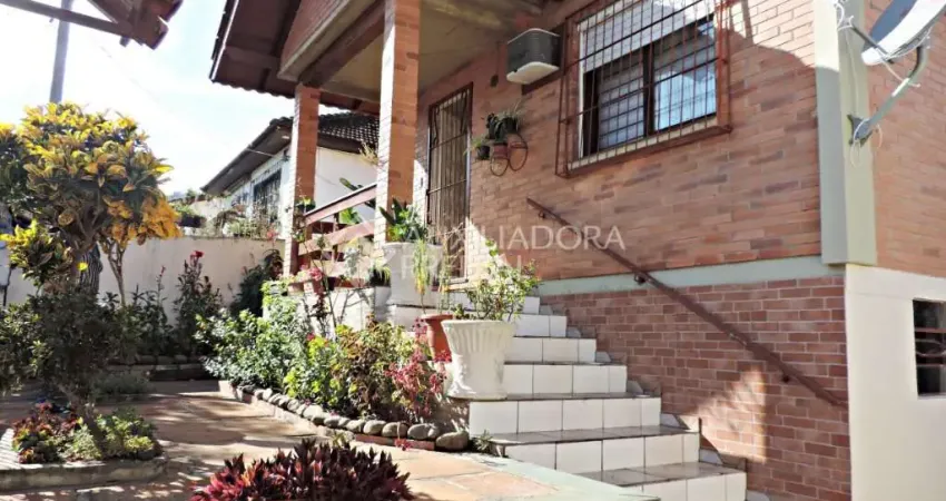 Casa em condomínio fechado com 3 quartos à venda na Rua Francisco Valdomiro Lorenz, 281, Jardim Carvalho, Porto Alegre