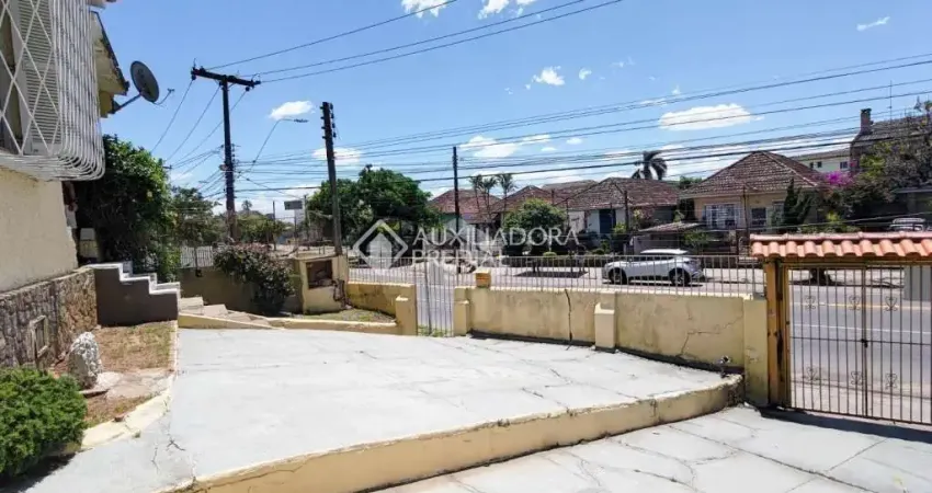 Casa com 2 quartos à venda na Avenida Professor Oscar Pereira, 3299, Glória, Porto Alegre
