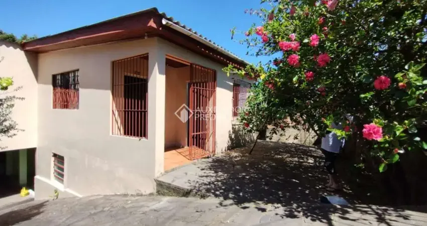 Casa com 3 quartos à venda na Antônio José de Santana, 1127, Lomba do Pinheiro, Porto Alegre