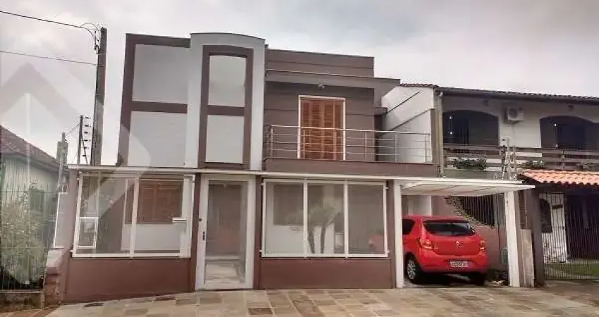Casa com 3 quartos à venda na Rua Alfredo Varela, 212, Teresópolis, Porto Alegre