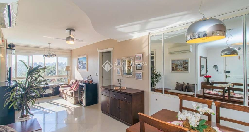 Apartamento com 3 quartos à venda na FREITAS CABRAL, 370, Jardim Botânico, Porto Alegre