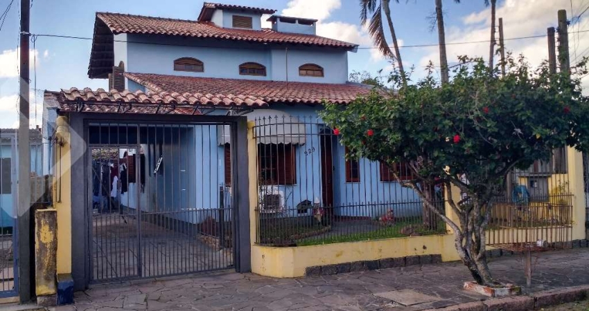 Casa em condomínio fechado com 3 quartos à venda na Rua Vicente Ferreira Gomes, 229, Sarandi, Porto Alegre