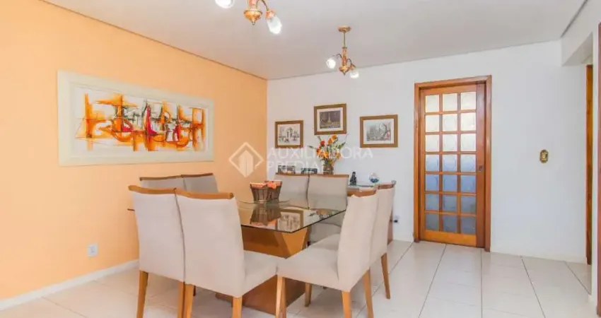 Casa com 4 quartos à venda na Rua da Prudência, 18, Cavalhada, Porto Alegre