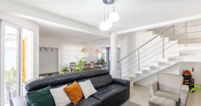 Casa com 4 quartos à venda na Rua Tenente Antônio João, 785, Nossa Senhora das Graças, Canoas