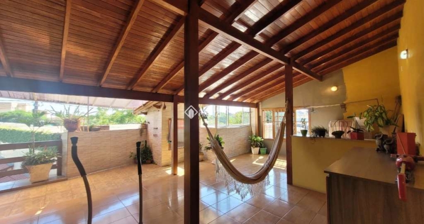 Casa em condomínio fechado com 3 quartos à venda na Rua Tramandai, 95, Estância Velha, Canoas